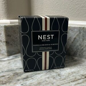 NEST Fragrances Vanilla Orchid & Almond 8.1oz Candle